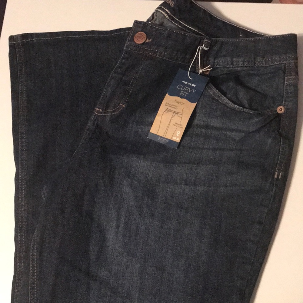 NWT Women’s Plus 20 Short Maurice’s Curvy Jeans